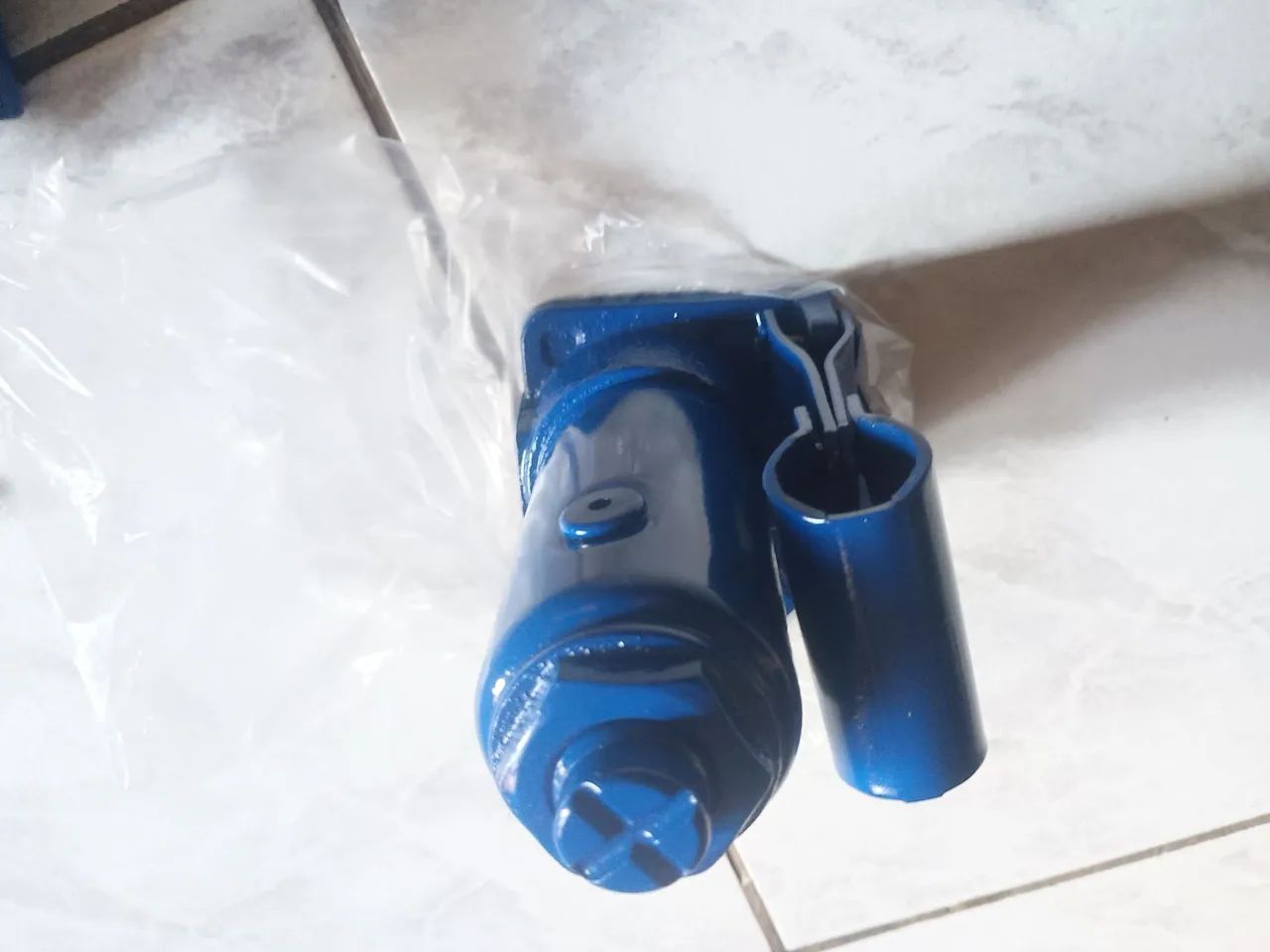 Macaco de elevação 2 t e outro de 6 t  - Foto 2