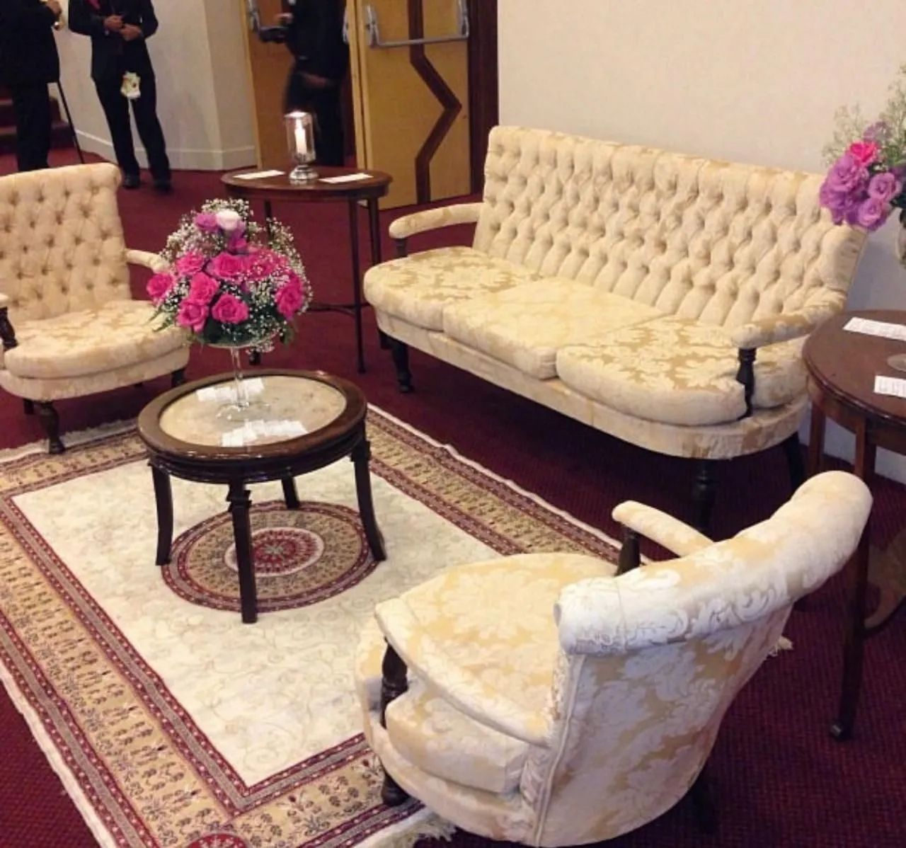 CONJUNTO DE SOFÁ LUIZ XV