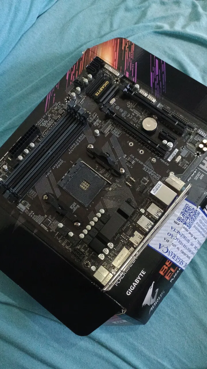 Placa-Mãe Gigabyte AB350M-V2