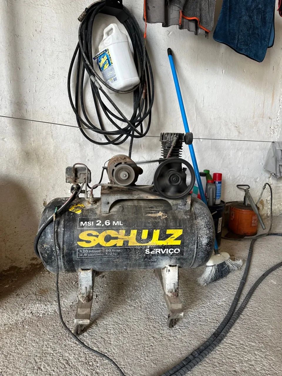 Compressor industrial 50 litros (com mangueira)