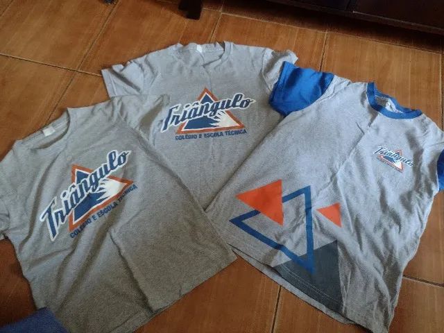 3 blusas tamanho P  colegio Triangulo - Foto 2