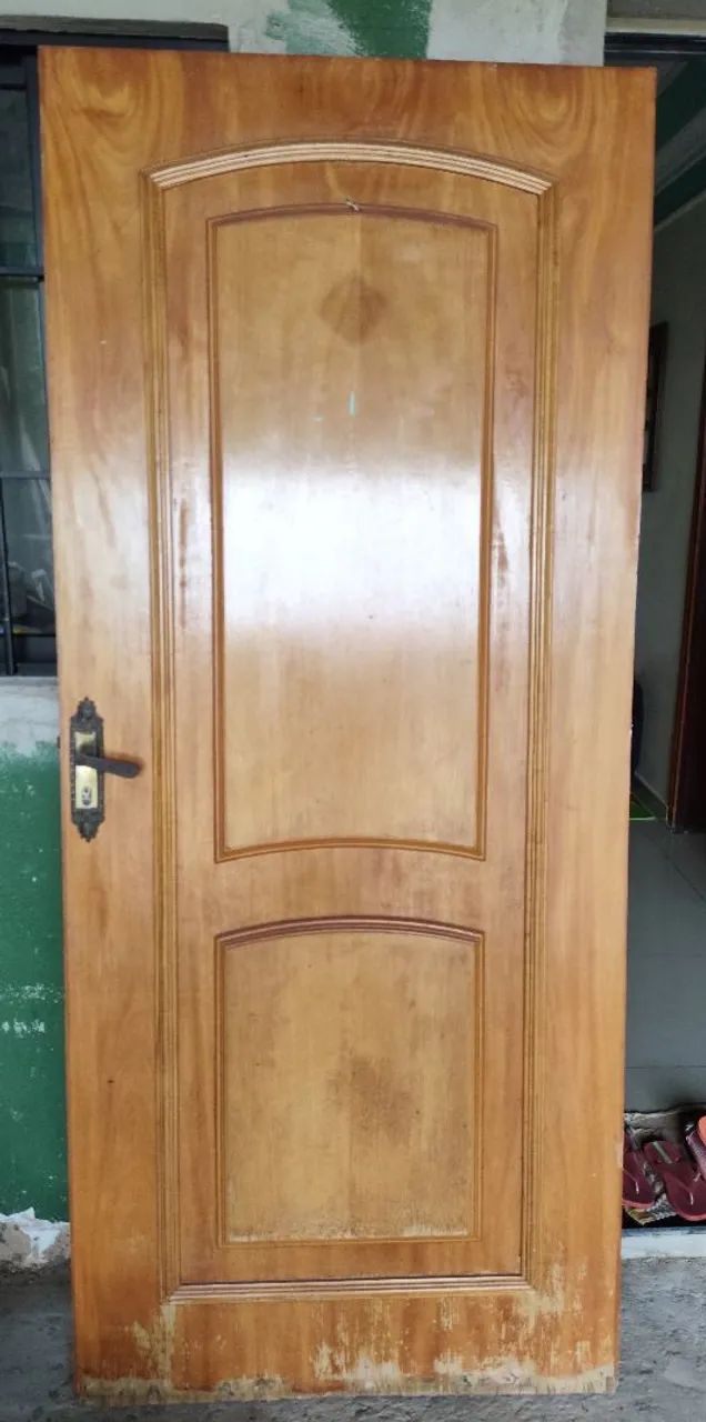 Wooden doors and windows64319184838915122