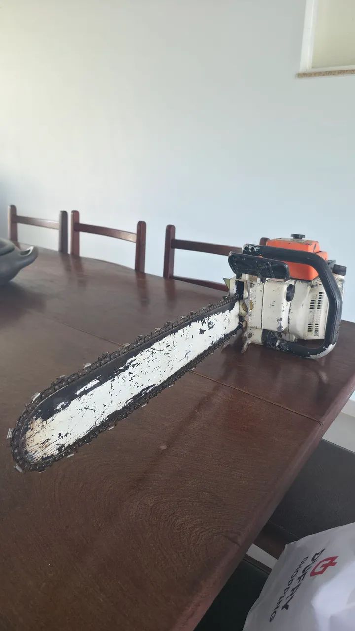 Motosserra STIHL 051 TODA REVISADA E EM PLENO FUNCIONAMENTO.  - Foto 3