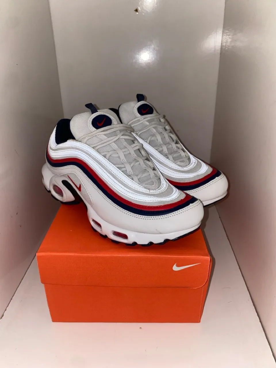 Nike Air Max Plus TN - Branco, Vermelho e Azul