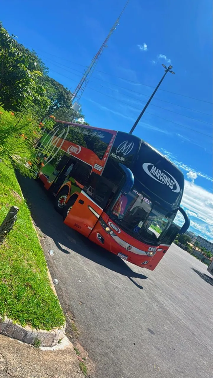 ÔNIBUS DD SCANIA