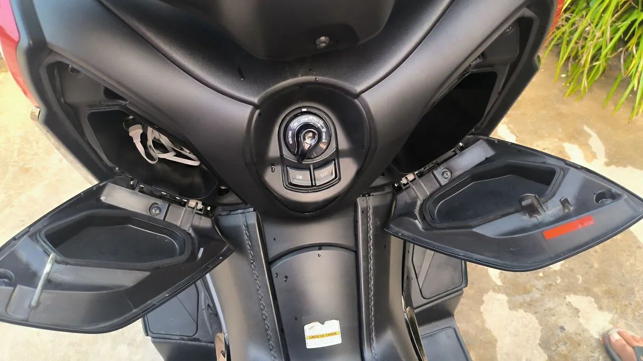 Xmax vermelha - 2024 - 9mil kms - Foto 5