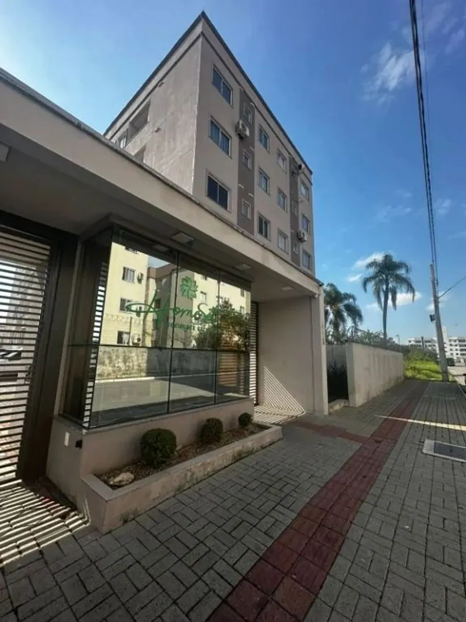 Apartamento com 2 dormitórios para alugar, 50 m² por R$ 2.250/mês - Murta - Itajaí/SC