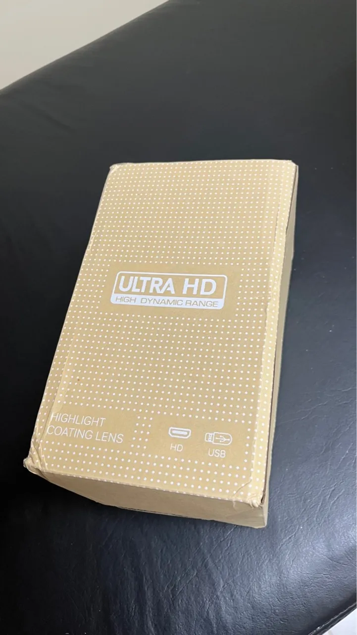 Projetor Ultra HD com Lente de Alta Qualidade