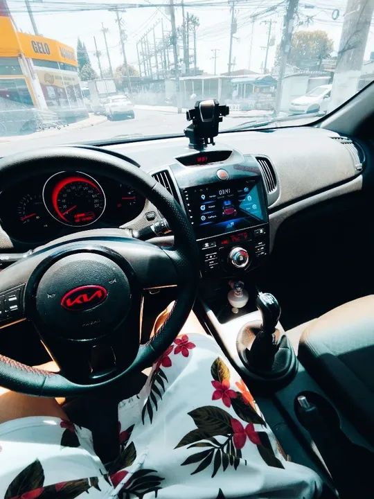 Kia Cerato 1.6 - Foto 5