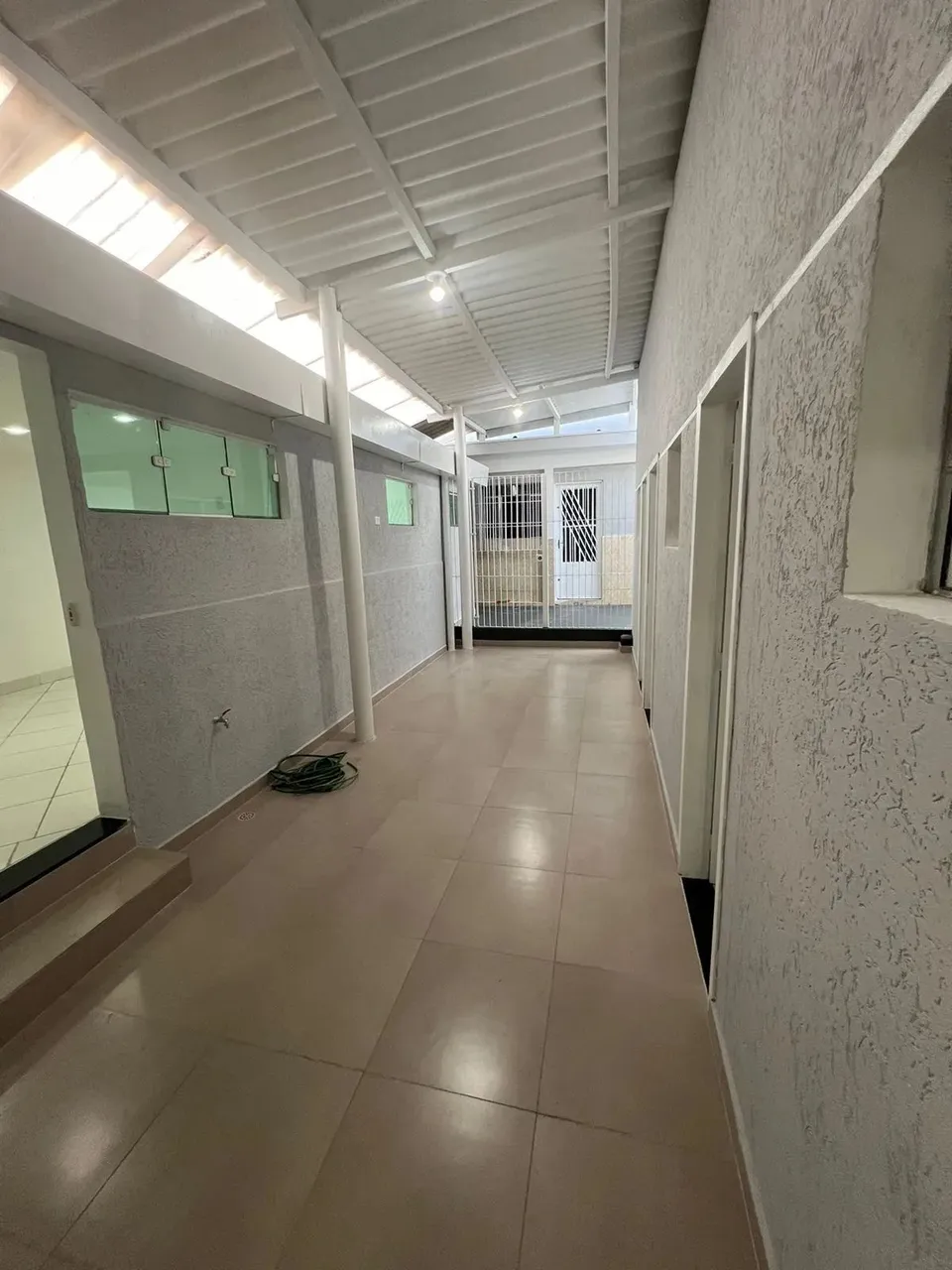 Salas comerciais para aluguel tem 250 metros quadrados em São Miguel Paulista - São Paulo