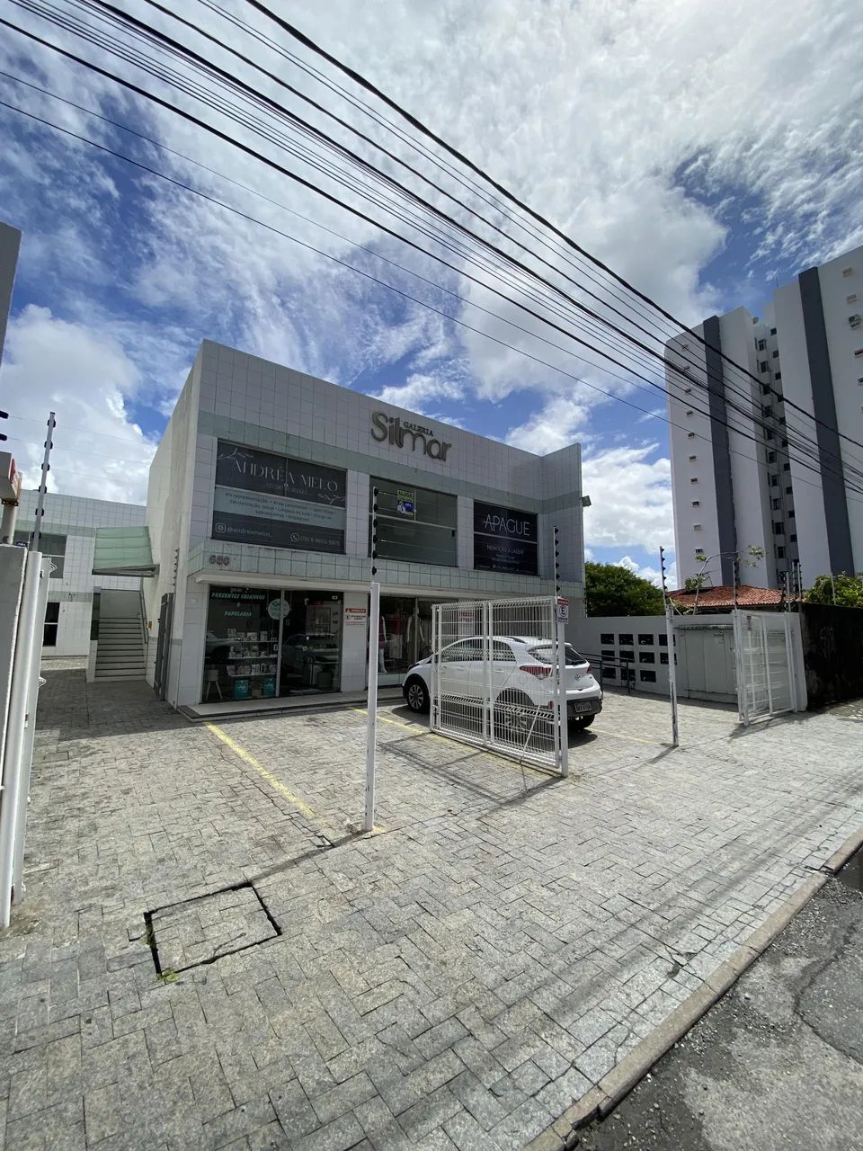 Sala para alugar na Galeria Silmar, bairro Salgado Filho