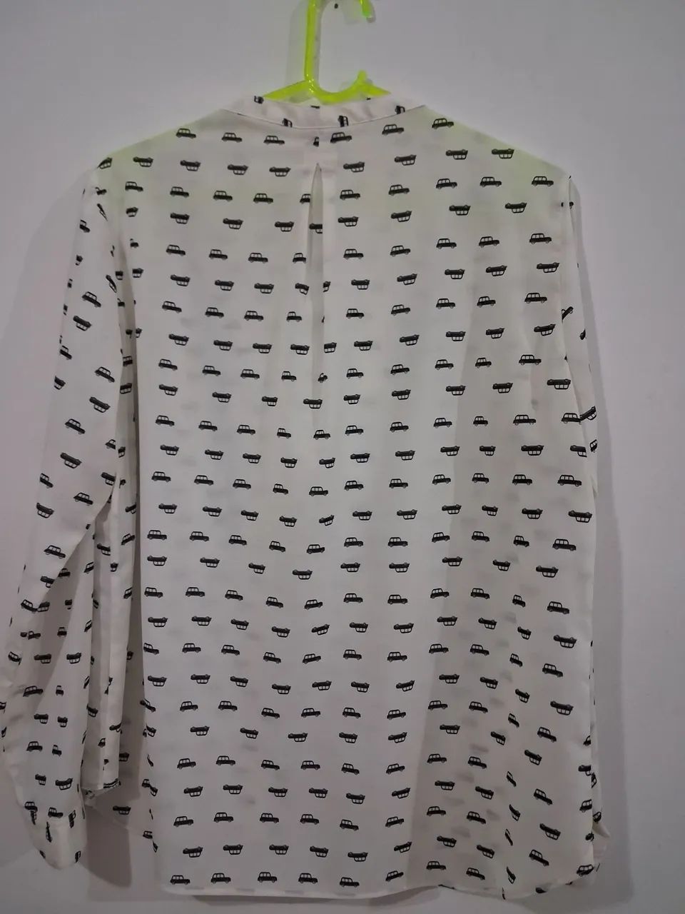 Linda Camisa Tamanho 44 em excelente!!! - Foto 4