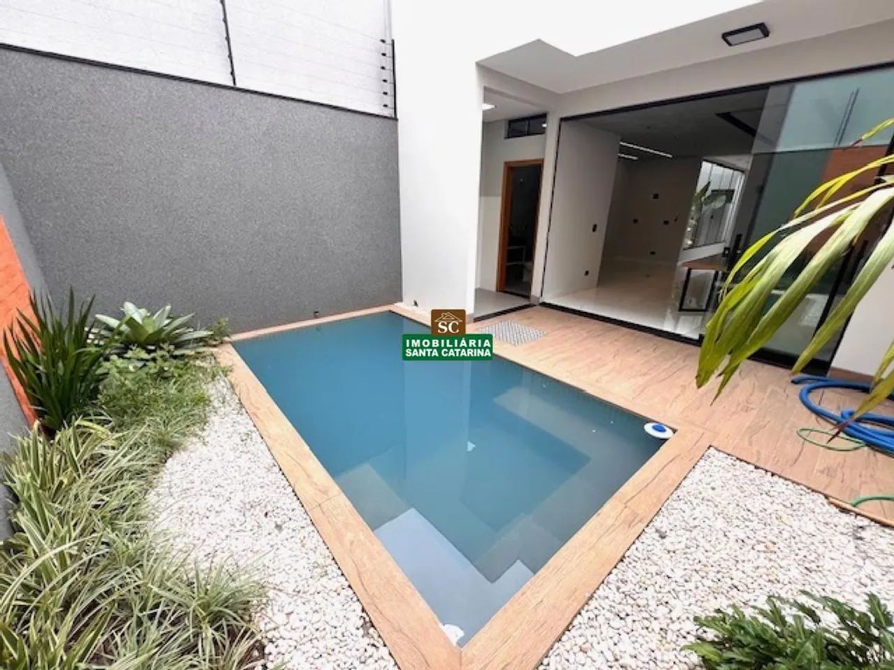 Casa à venda em MARINGÁ, JD PARAIZO, com undefined quarto, com 158 m²