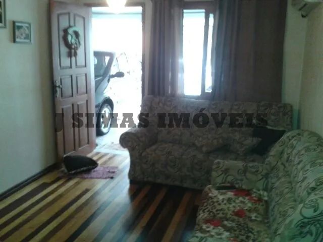 Casa (Padrão), com 3 quartos e 2 banheiros à Venda, 90 m² em Porto Alegre/RS - Foto 2