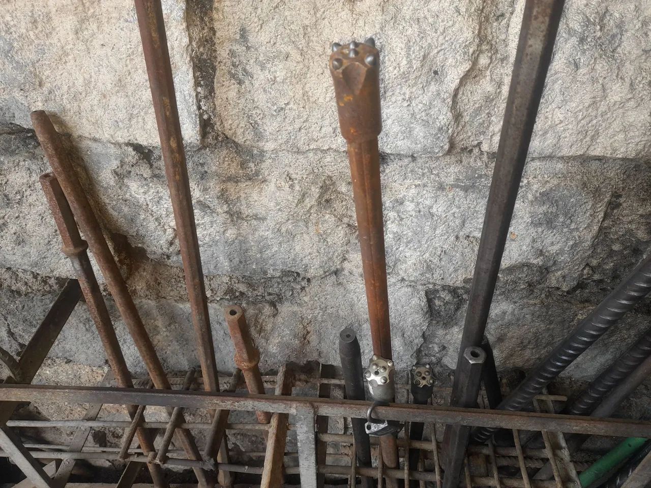 Marteletes Pneumáticos Industriais - Ferramentas Robustas - Foto 4