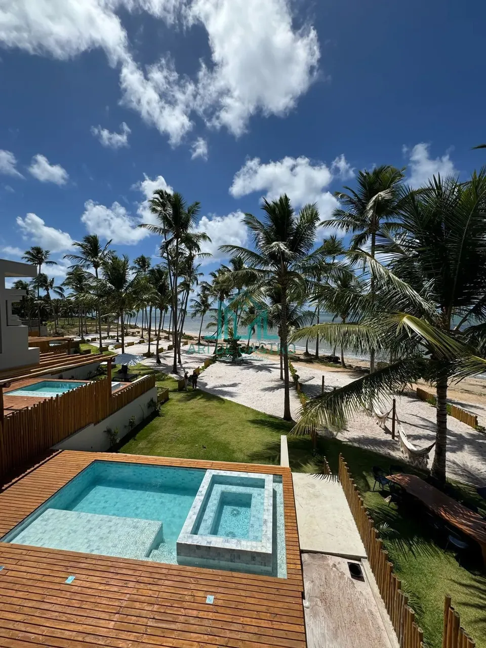 Casa a Venda a Beira-mar da Praia do Marceneiro 325m², Na Rota dos Milagres com 5 Suítes e