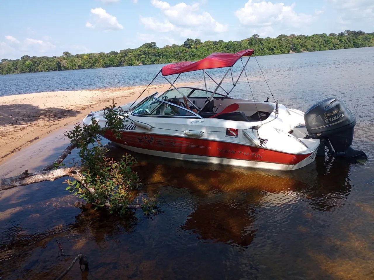 Lancha Esportiva Modelo Ventura Nova Em Perfeito Estado de Conservação.