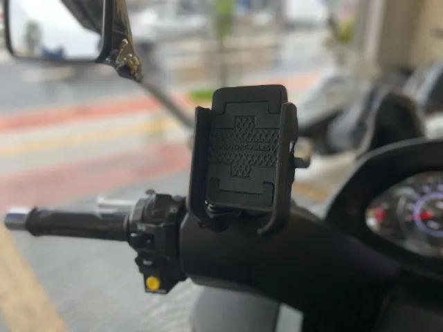 DAFRA MAXSYM 400 - 8.770KM - 2024 - DEN - Foto 4