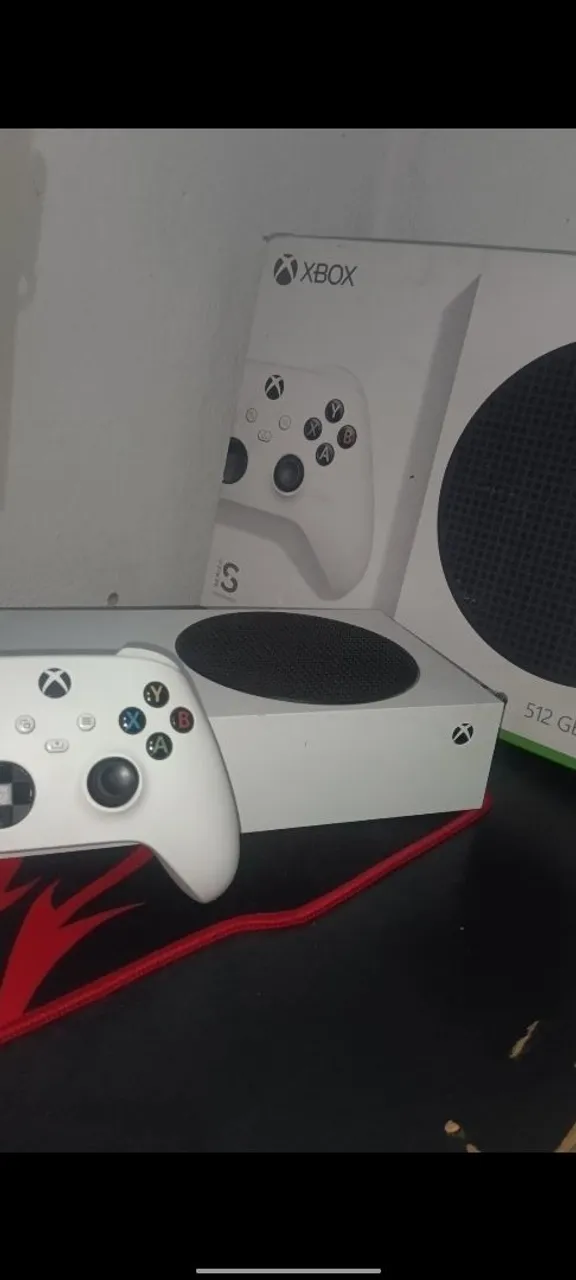 Xbox Series S + Controle Adicional + Caixa