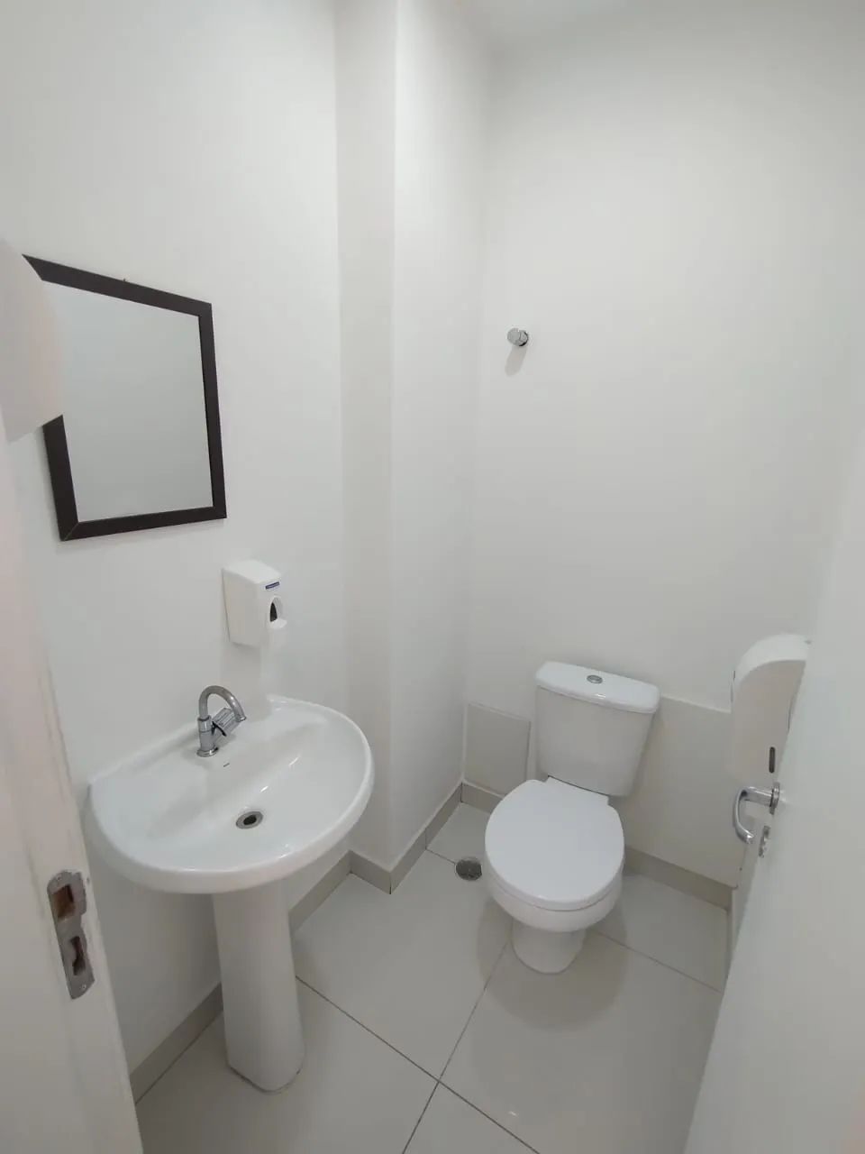 Escritório para aluguel possui 94 metros quadrados com 1 quarto em Água Branca - São Paulo - Foto 10