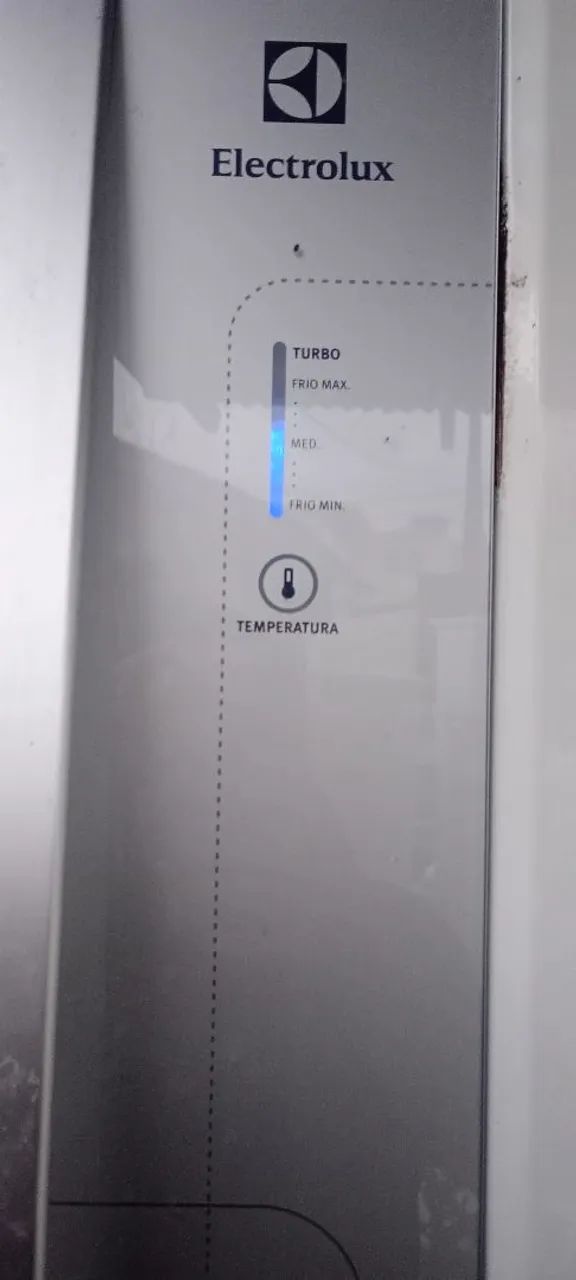 Geladeira Electrolux com controle de temperatura