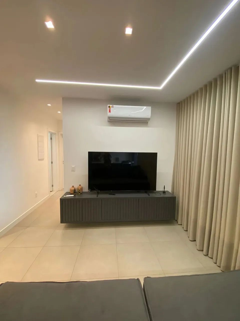 Vendo Apartamento de 2 quartos no Edifício Urbanit