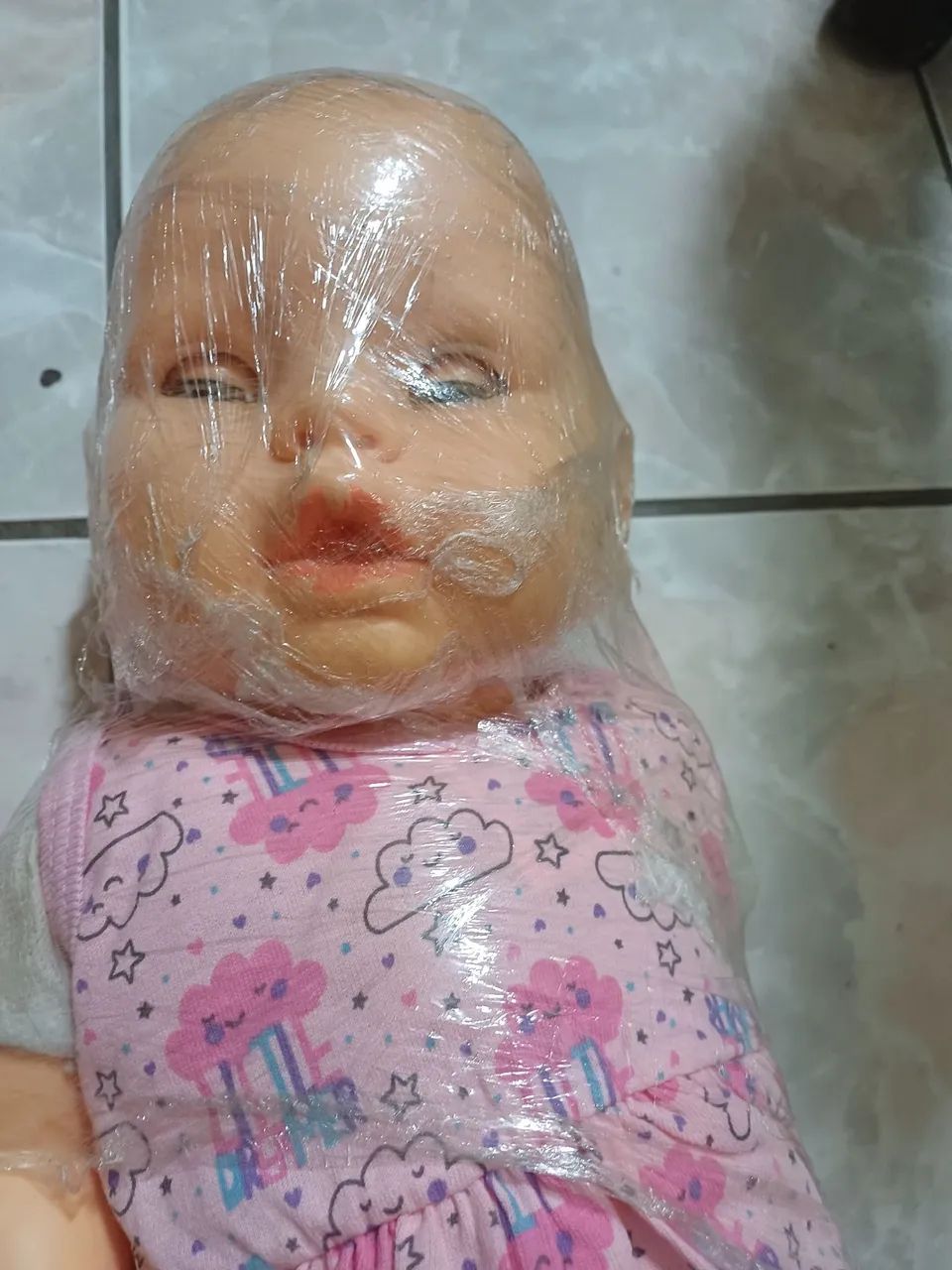 Duas Bonecas Bebês para Coleção - Foto 3