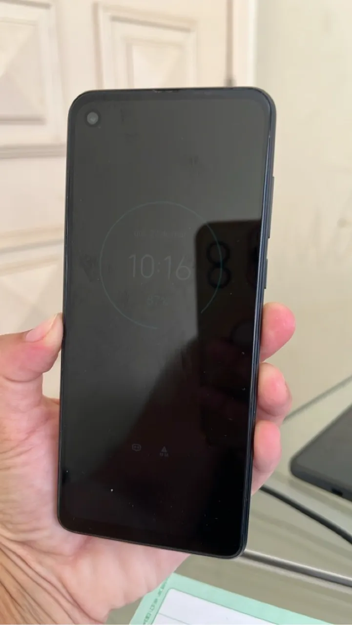 Vendo Motorola ONE Vision