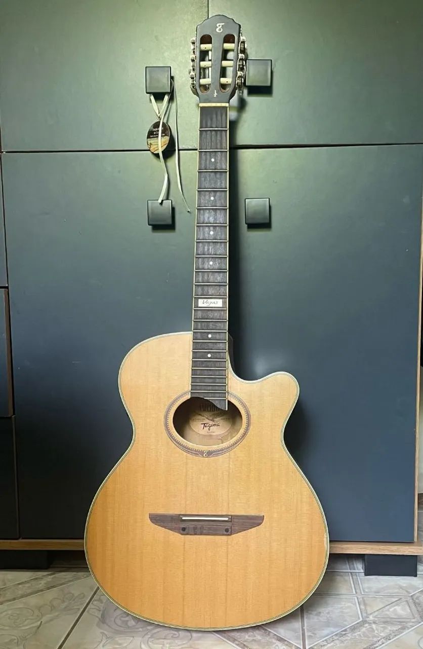 Violão Nylon Elétrico Vegas Natural Tagima Série América, violão destro.