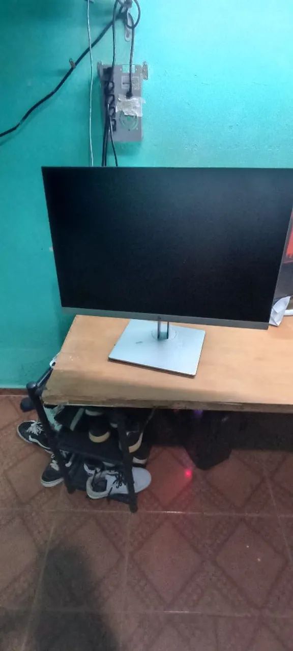 Monitor HP 24 polegadas- tela quebrada 64396504572034120