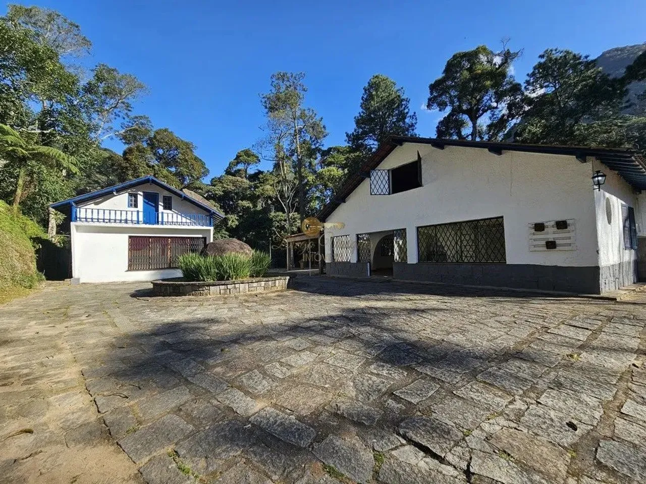 Casa para Venda em Teresópolis, Granja Guarani, 3 dormitórios, 2 suítes, 3 banheiros, 10 v