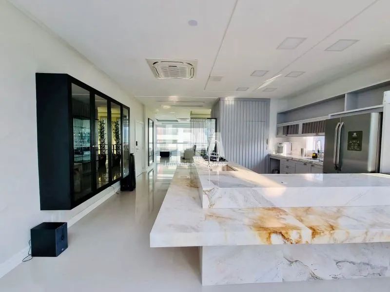 Apartamento para aluguel com 300 metros quadrados com 5 quartos em Meia Praia - Itapema - 