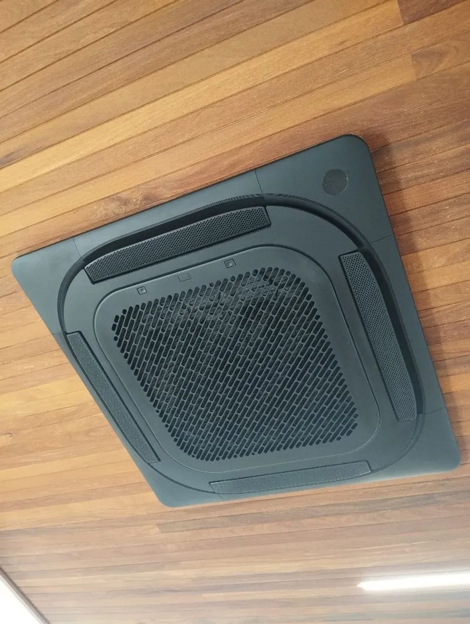 Envelopamento Ar Condicionado