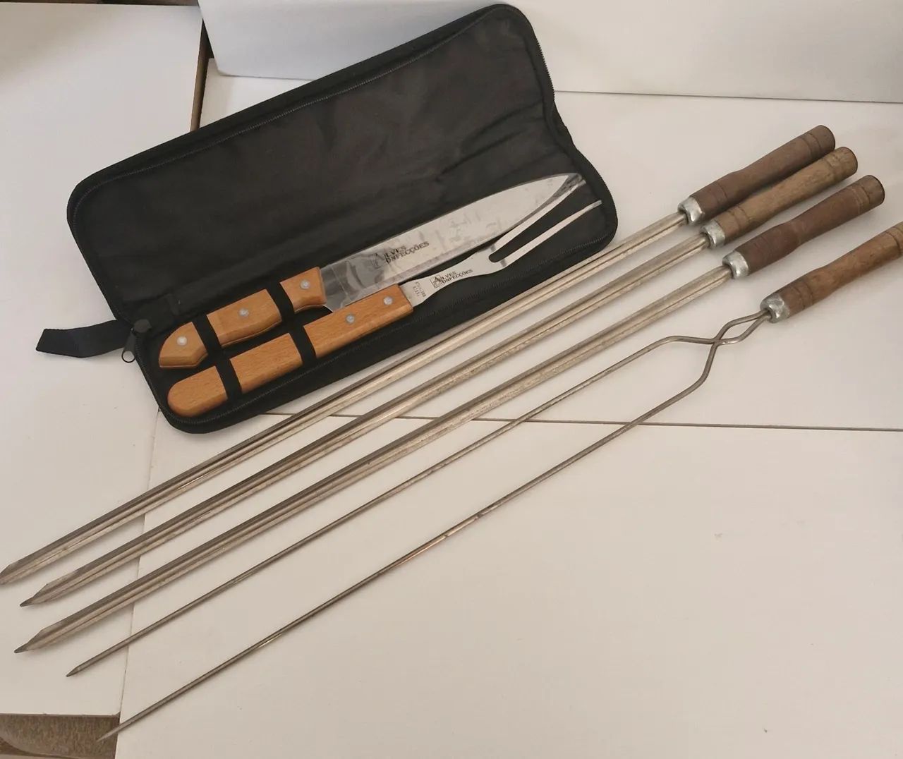 Jogo de garfo e faca para churrasco 