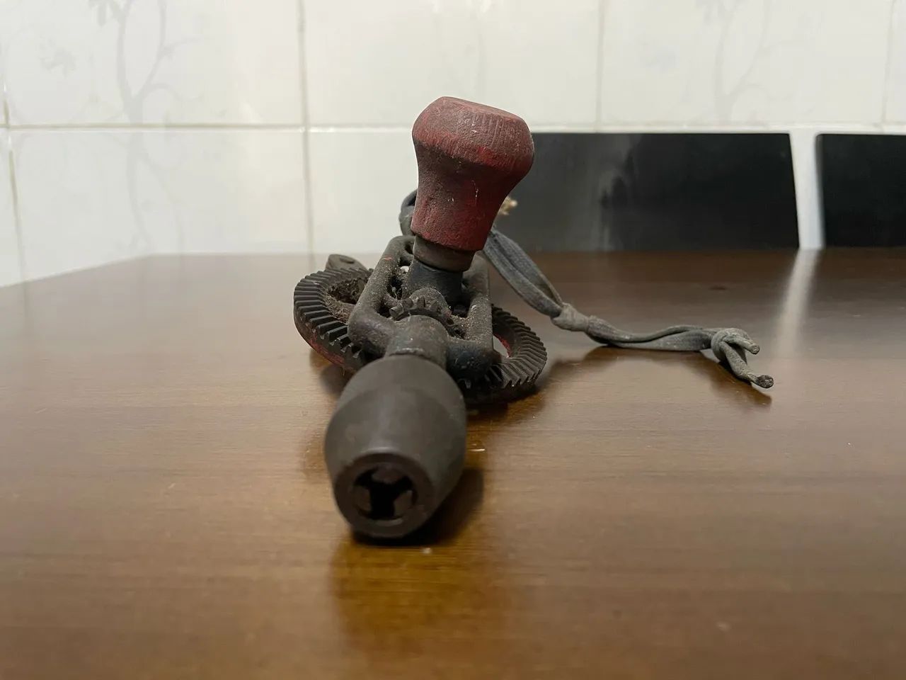 Furadeira de mão antiga - Foto 4