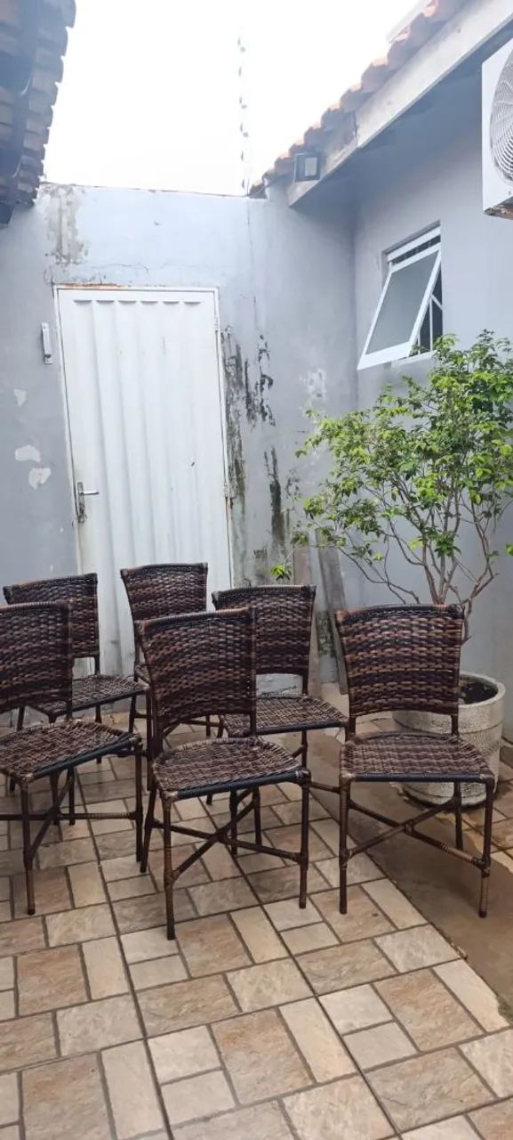 Cadeiras de vime para área externa - 6 peças - usadas