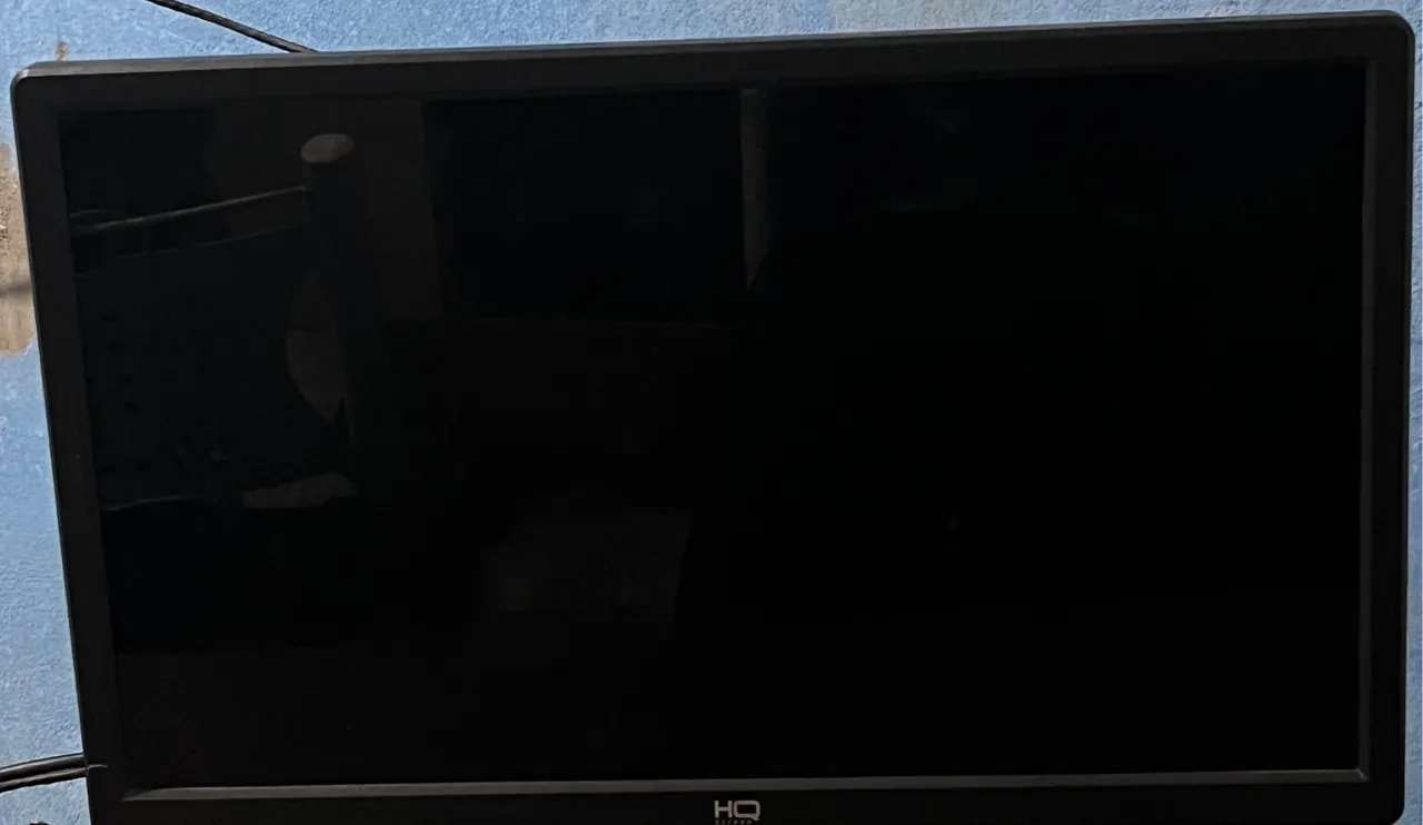 Monitor hq screen totalmente funcionando