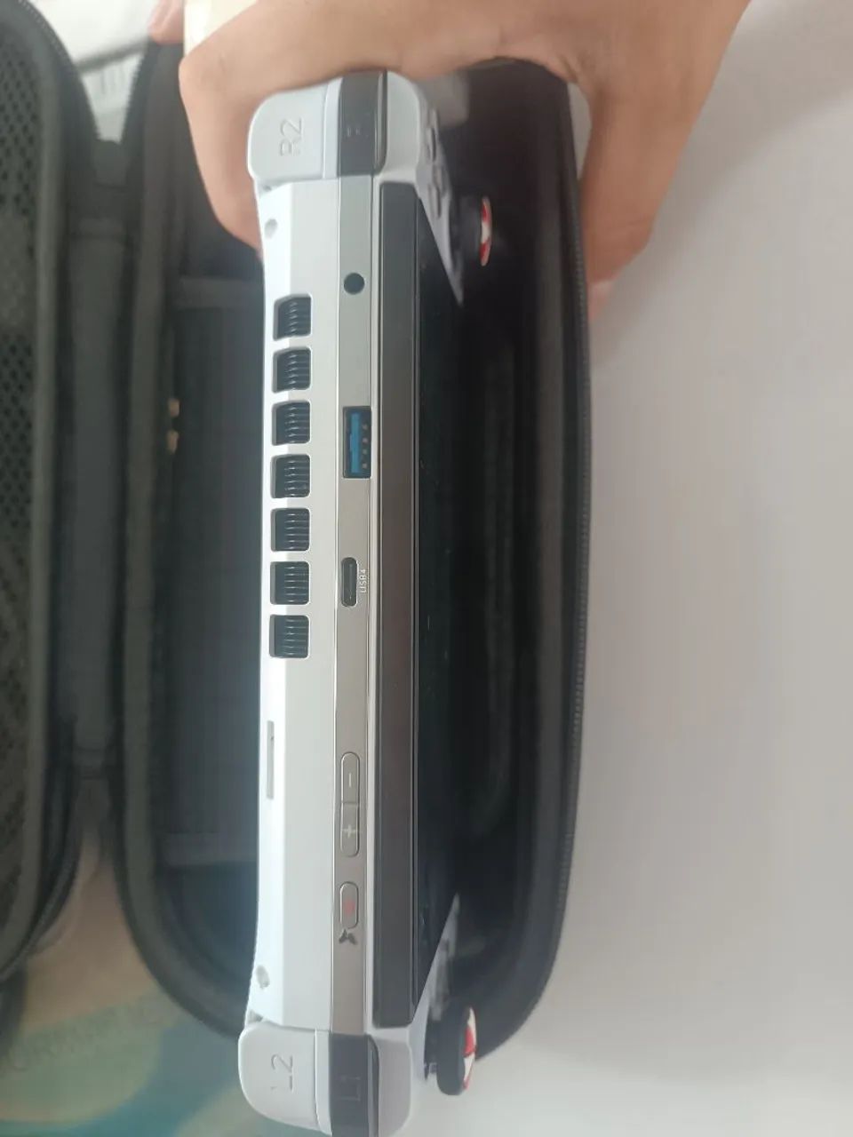 Gpd Win 4 Ryzen 7 6800u 32g 2tb - Foto 5