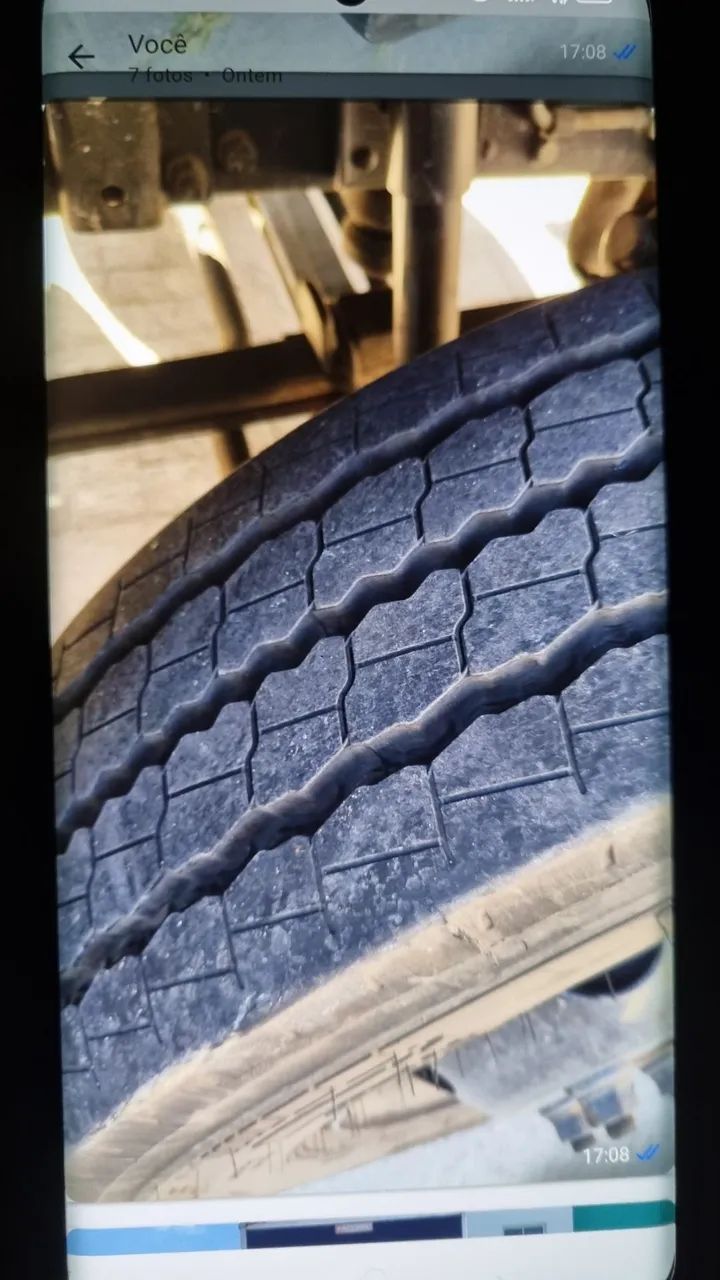 Caminhao 3/4 bau,golpistas por favor não percam tempo não tá por favor  - Foto 3