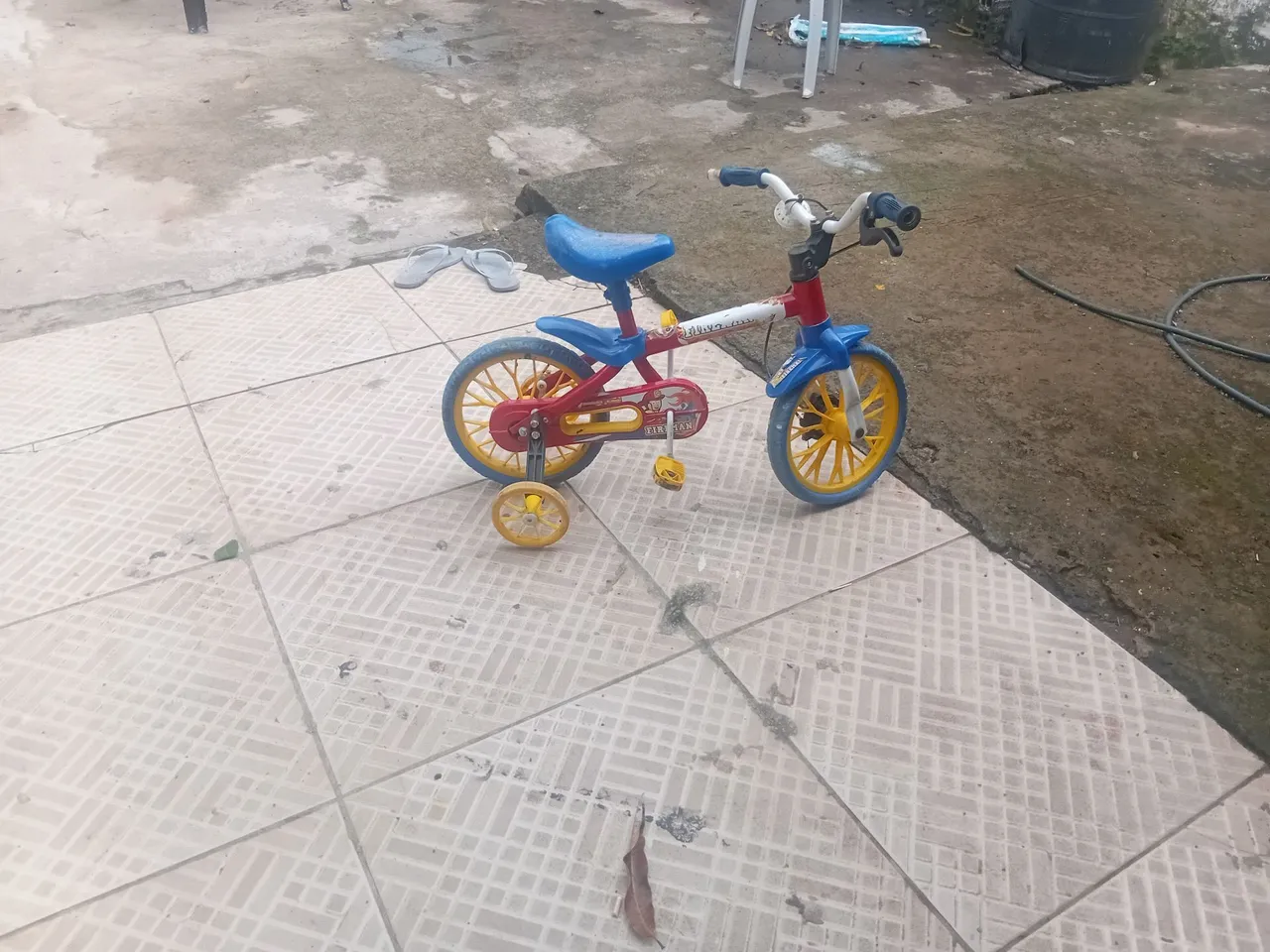 Bicicleta Infantil com Rodinhas