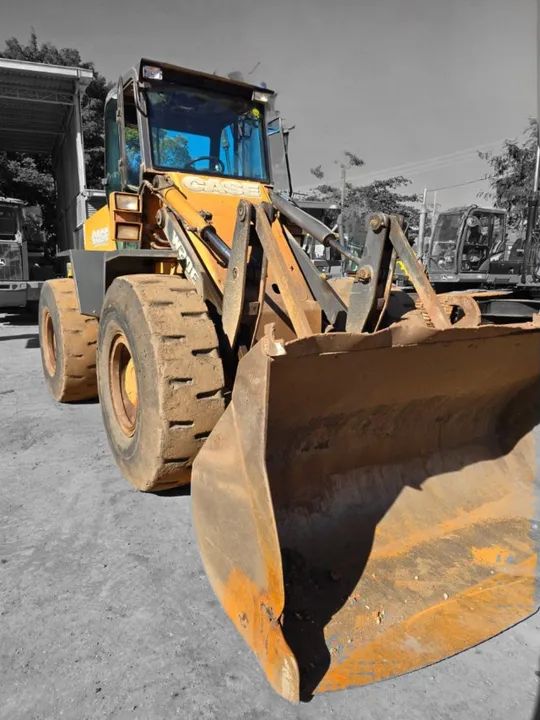 Pá Carregadeira W20, Ano 2014, com 9.300hs - Foto 2