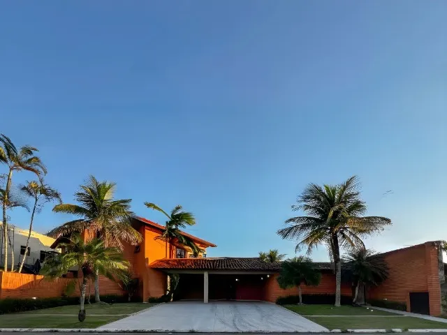 Casa em Condomínio Jardim Acapulco Guarujá c/campo de futebol e piscina