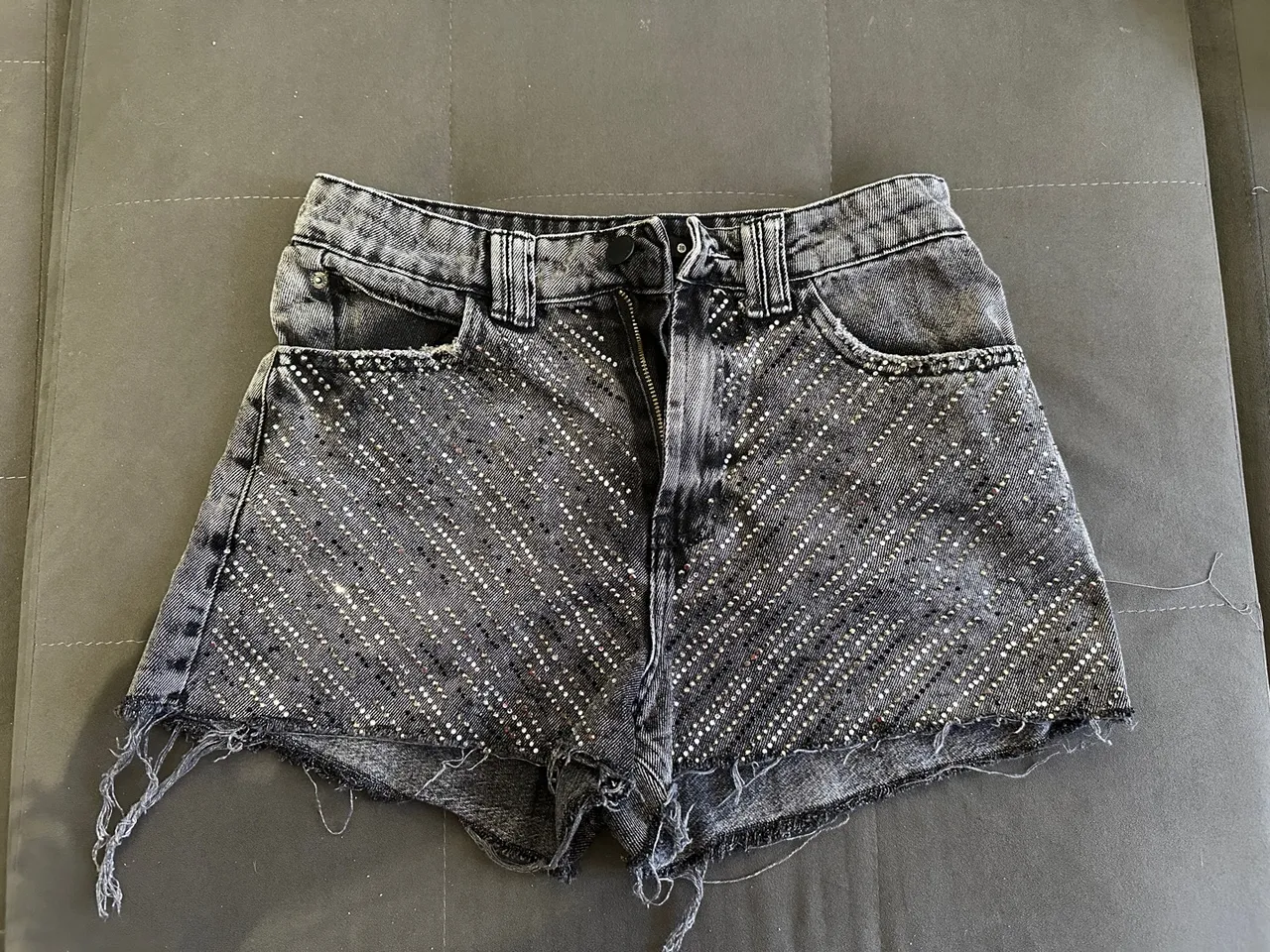 Shorts Jeans Preto com Strass