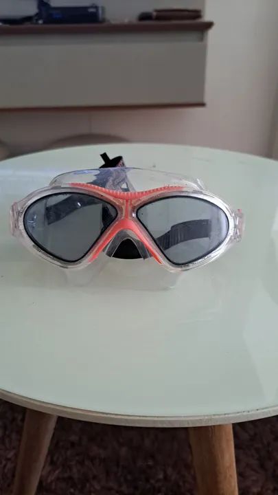 Óculos de natação e mergulho