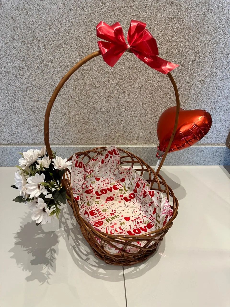 Cesta Decorativa Romântica para Presente