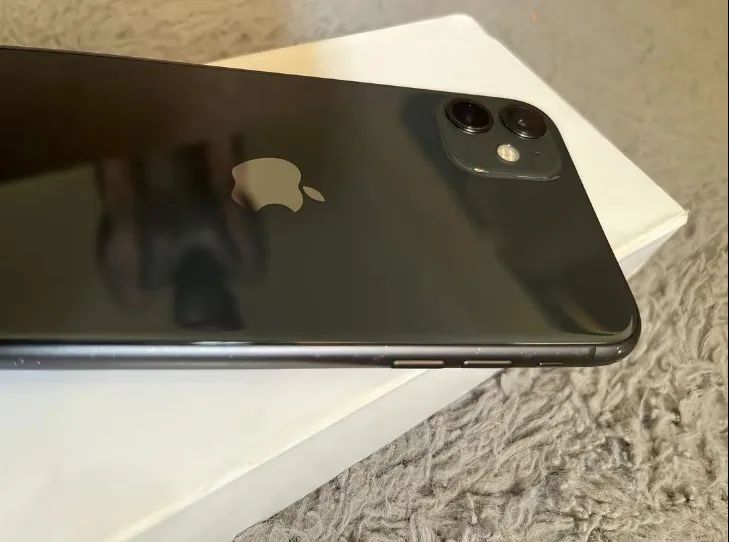 IPHONE 11 - Foto 4