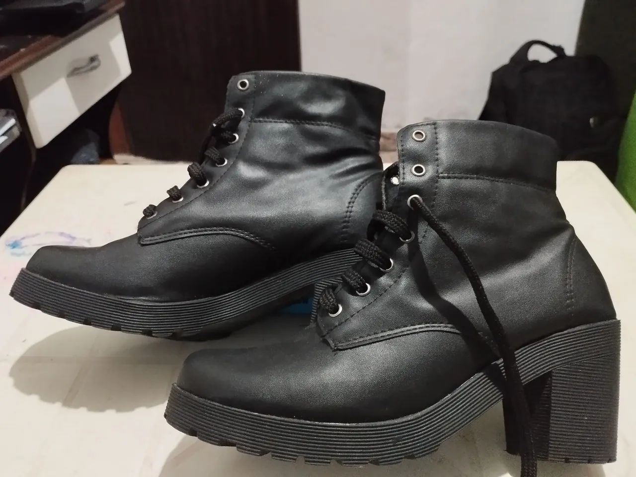 Botas Cano Curto Tamanho 37 Preta - Foto 3