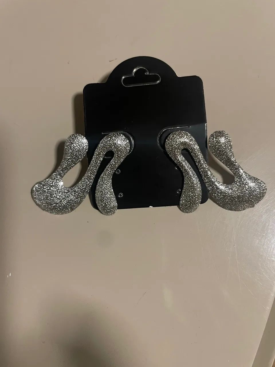 Faixa em tricô feito a mão para o cabelo 
