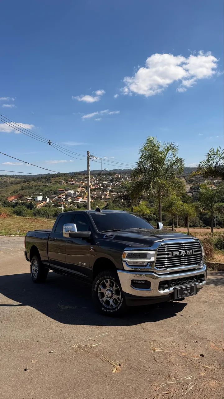Ram 2500 LARAMIE 6.7 TDI CD 4X4 DIESEL 2024