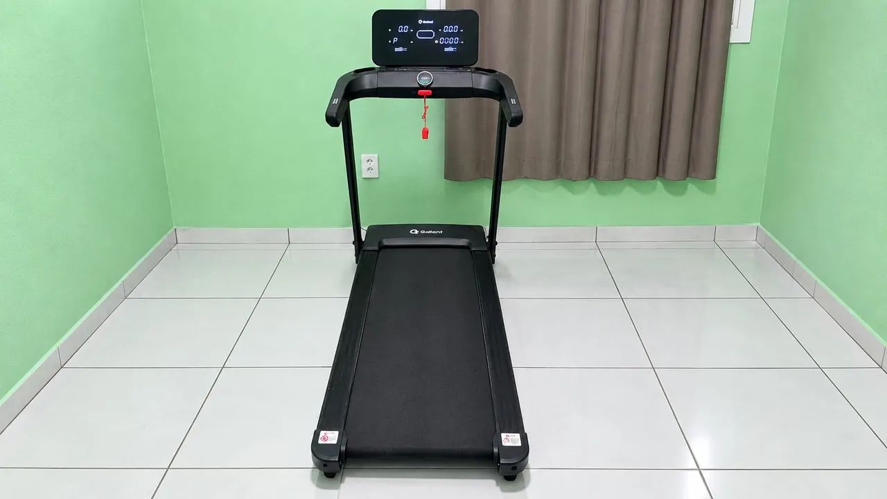 Esteira Gallant (Muito nova / Display moderno)